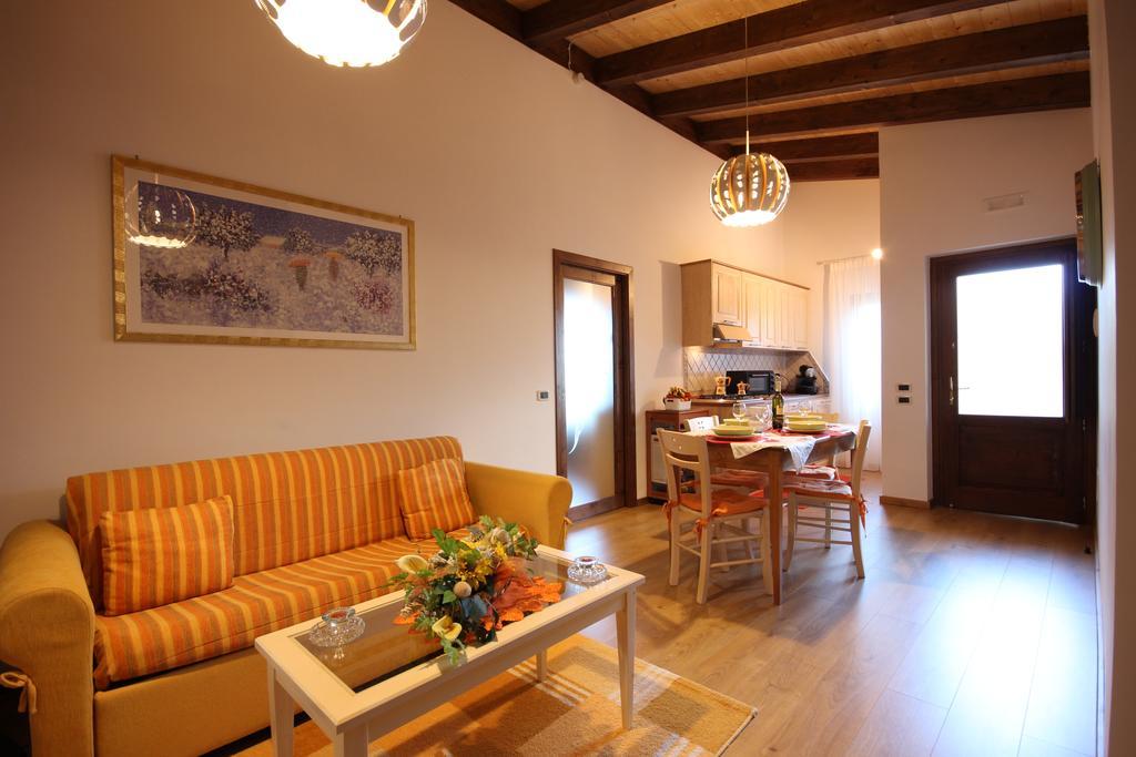 Residence Villa Rosi Laureana Cilento Екстериор снимка
