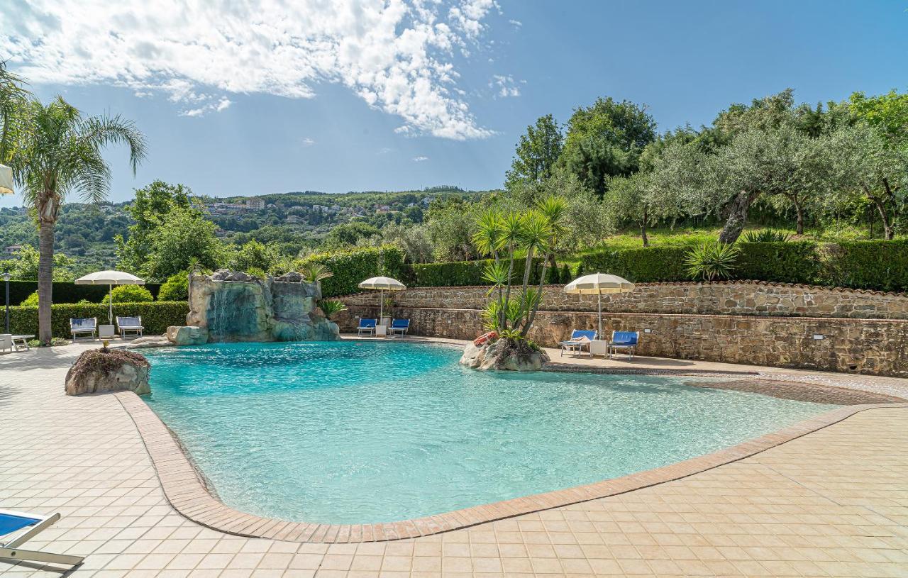 Residence Villa Rosi Laureana Cilento Екстериор снимка