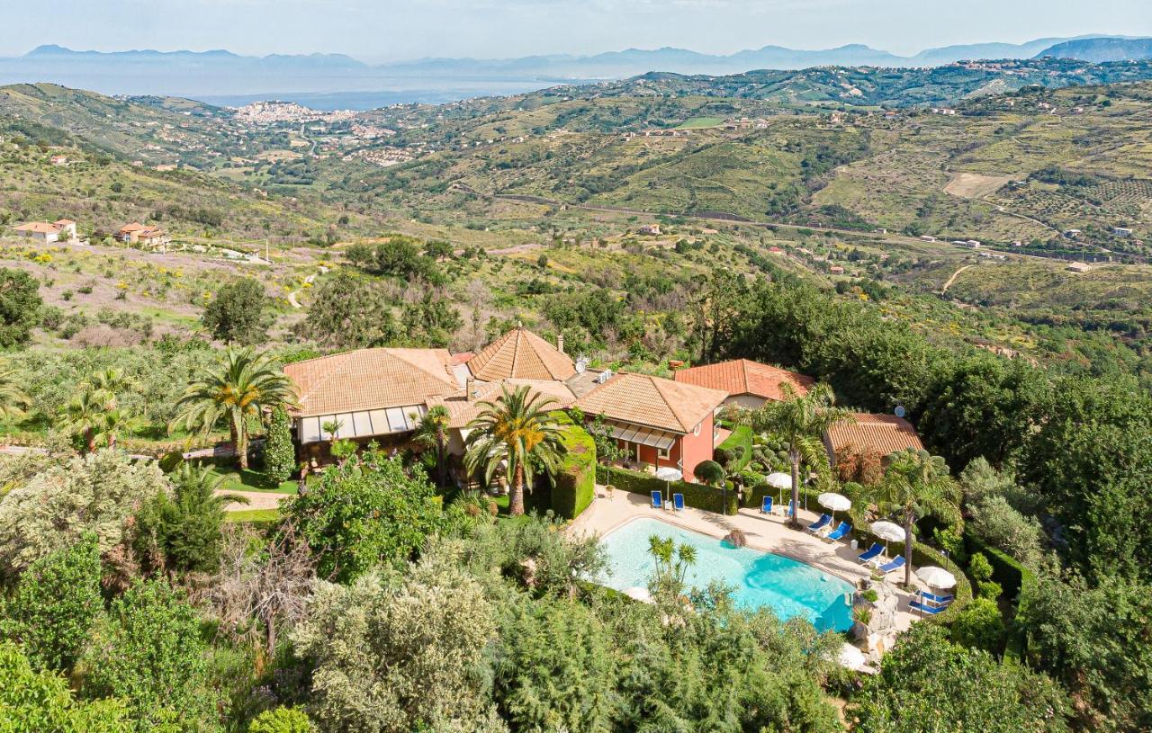 Residence Villa Rosi Laureana Cilento Екстериор снимка